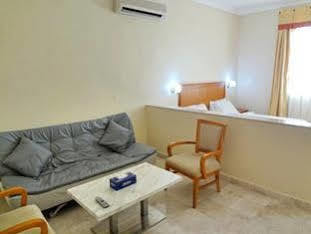 Al Faisal Hotel Sur